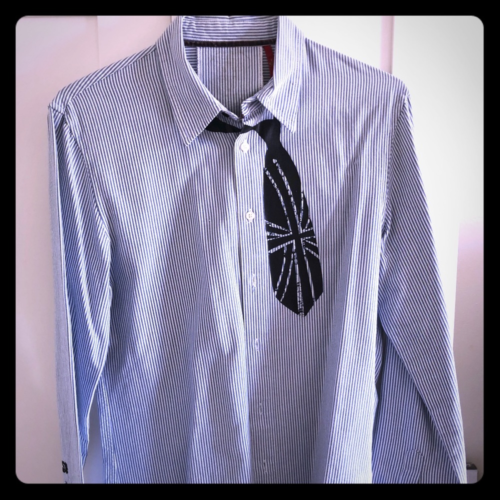 Lee Cooper. Casual Shirt. Blue stripes.